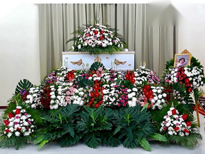 ผลงานจัดดอกไม้งานศพ งานศพจริง Funeral Decor