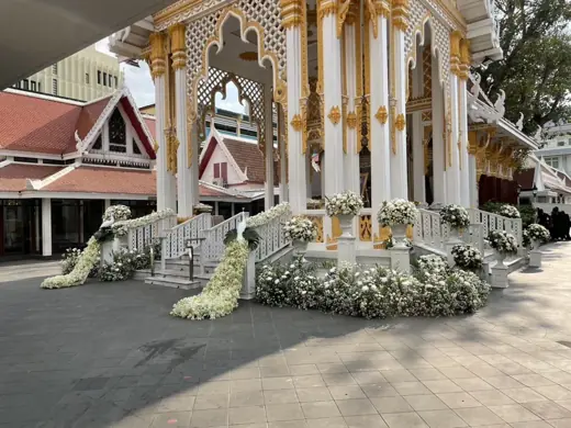ผลงานจัดดอกไม้หน้าเมรุ วันฌาปนกิจ งานศพจริง Funeral Decor