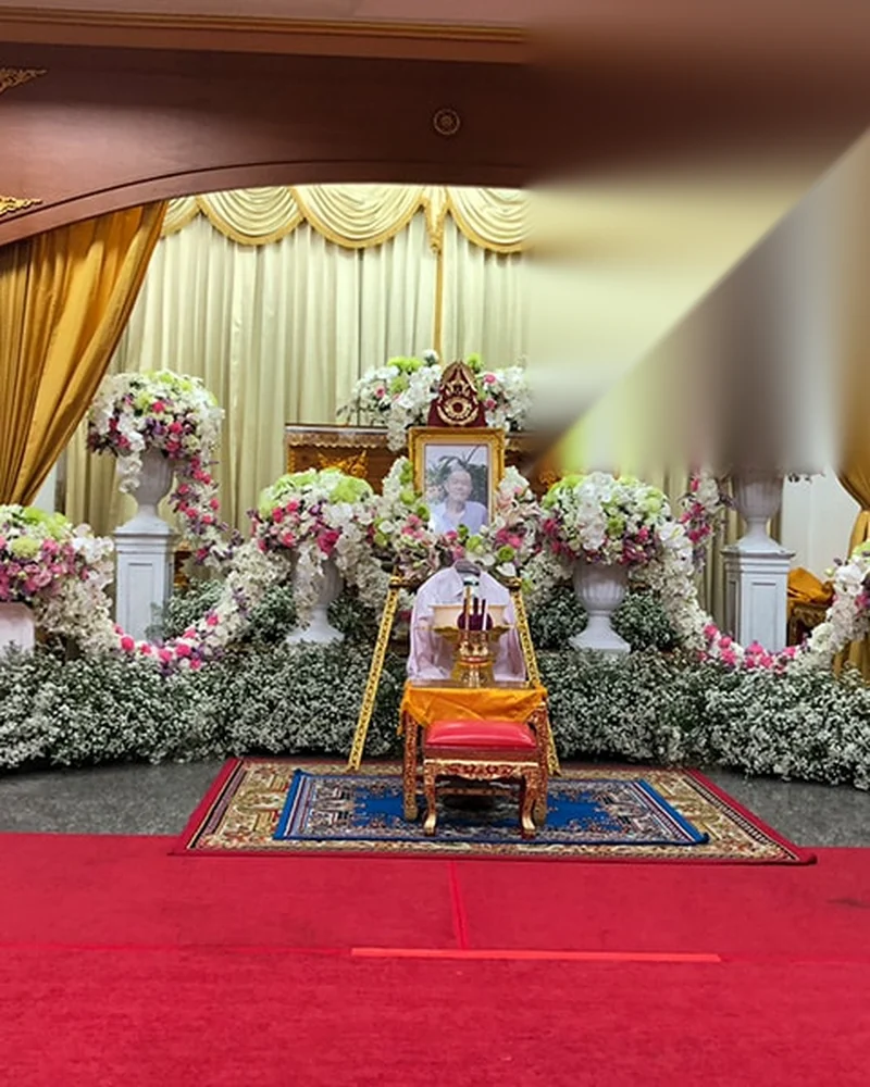 ดอกไม้หน้าศพ ชุดมาลัยแก้ว อาลัยรัก จัดดอกไม้งานศพ กรุงเทพ